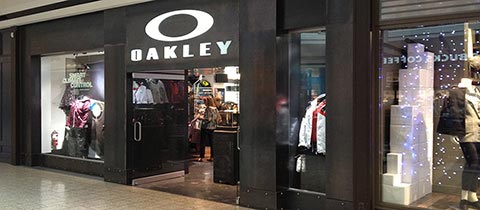 Oakley, Cherry Creek Mall